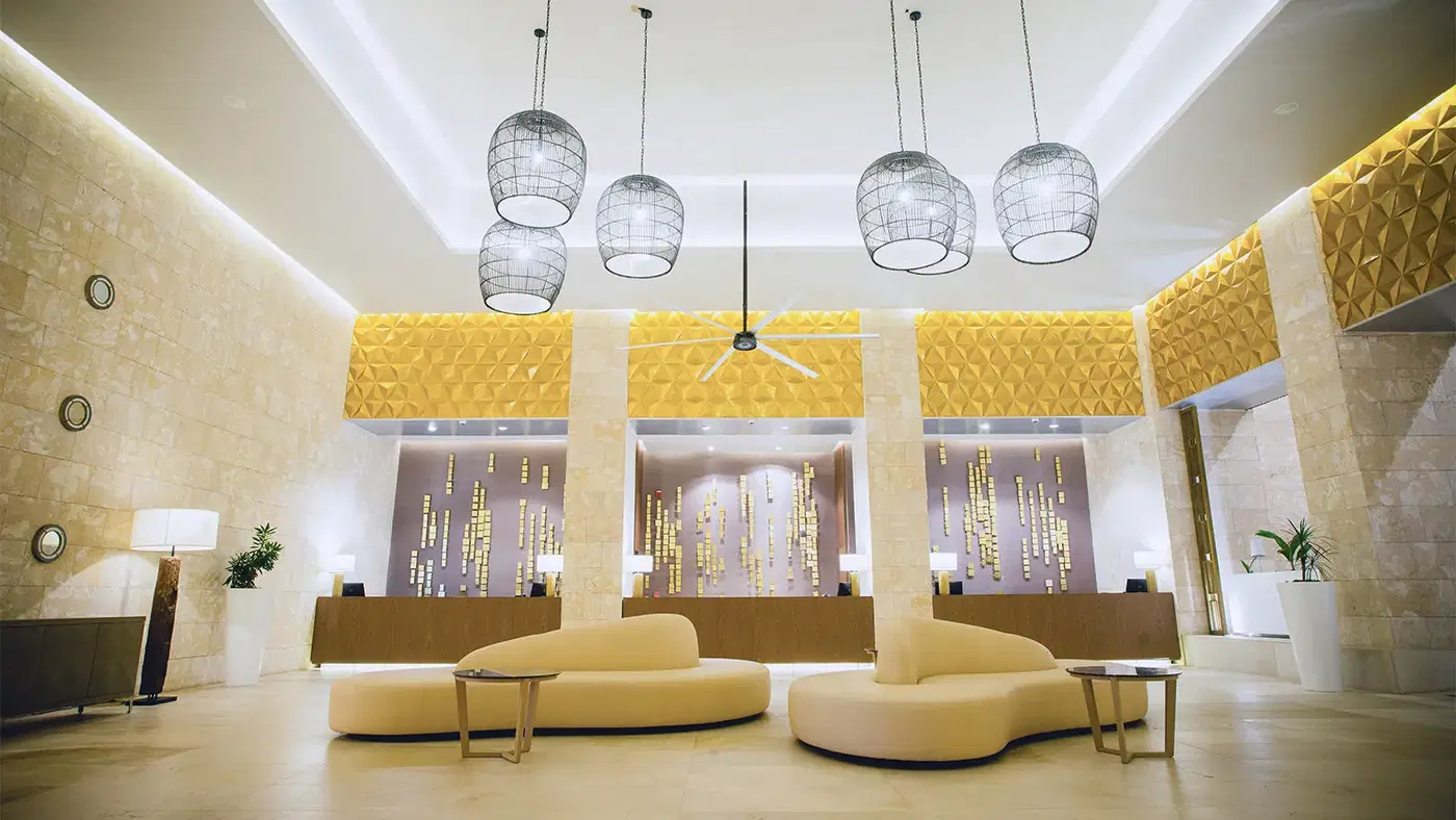 Családok a Grand Bavaro Princess medencéjénél Dominikán