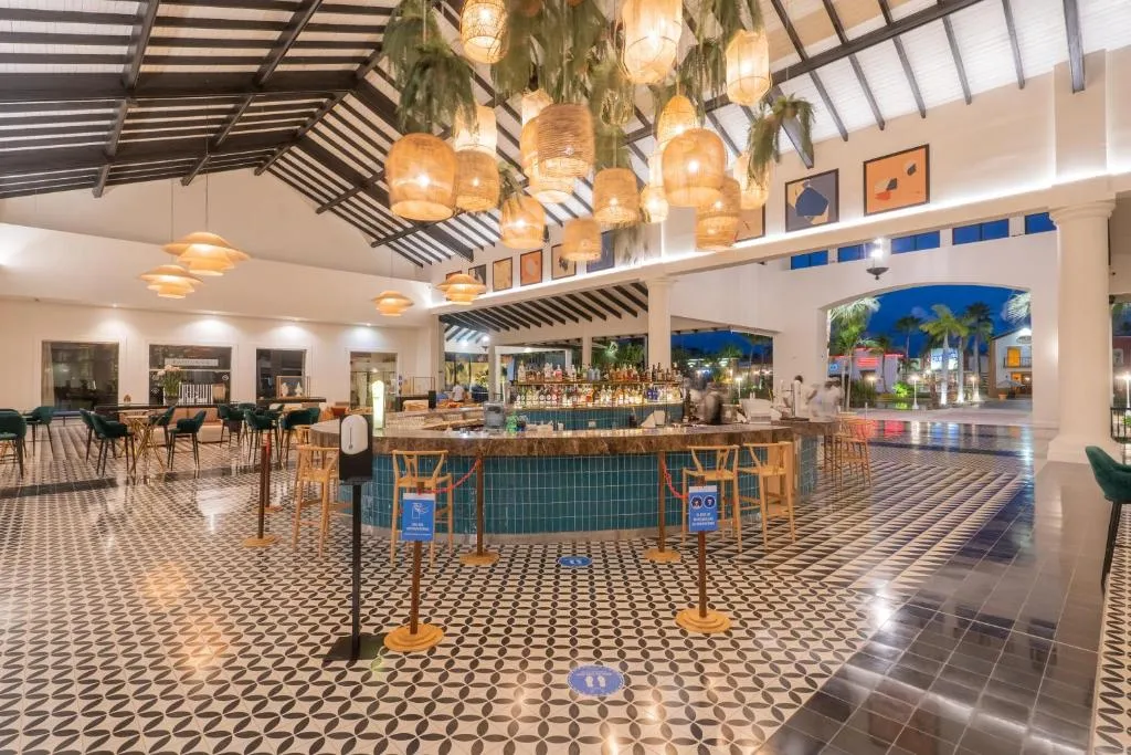 Ocean Blue & Sand Resort – Dominikai Köztársaság / Punta Cana utazási ajánlat