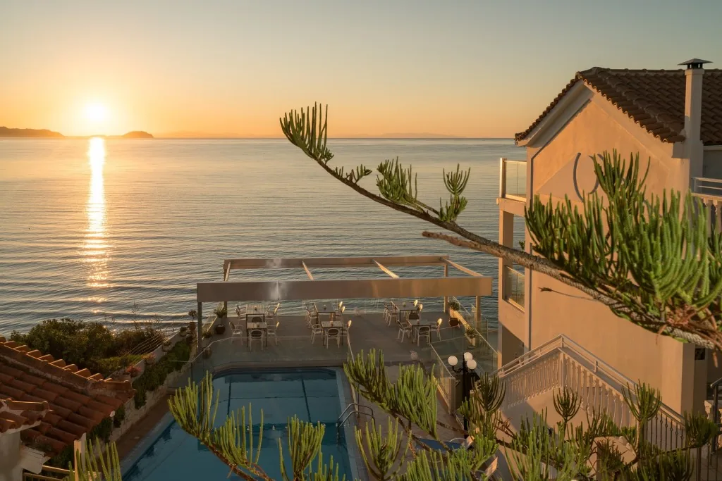 Denise Beach Hotel **** – Görögország / Zakynthos / Laganas