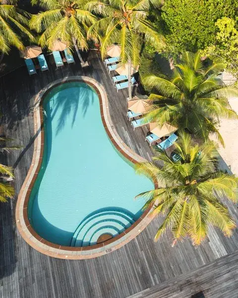 Kuredu Resort & Spa – hosszú maldív sziget strandokkal és vízi villákkal