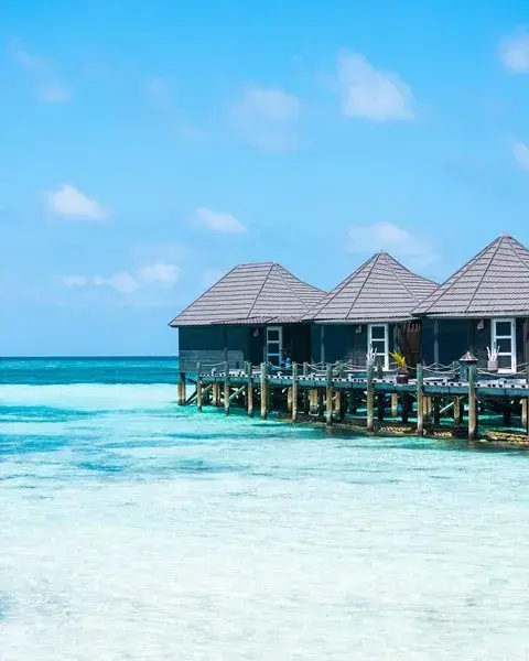 Kuredu Resort & Spa – hosszú maldív sziget strandokkal és vízi villákkal